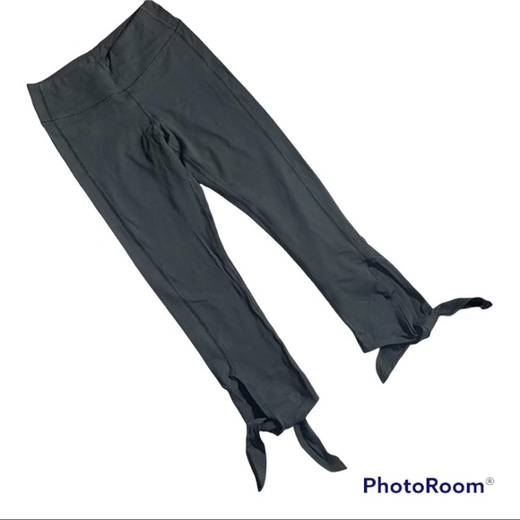SATVA Organic Cotton High Waisted Unity Capri - Picture 2 of 9